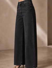 7109 - Black